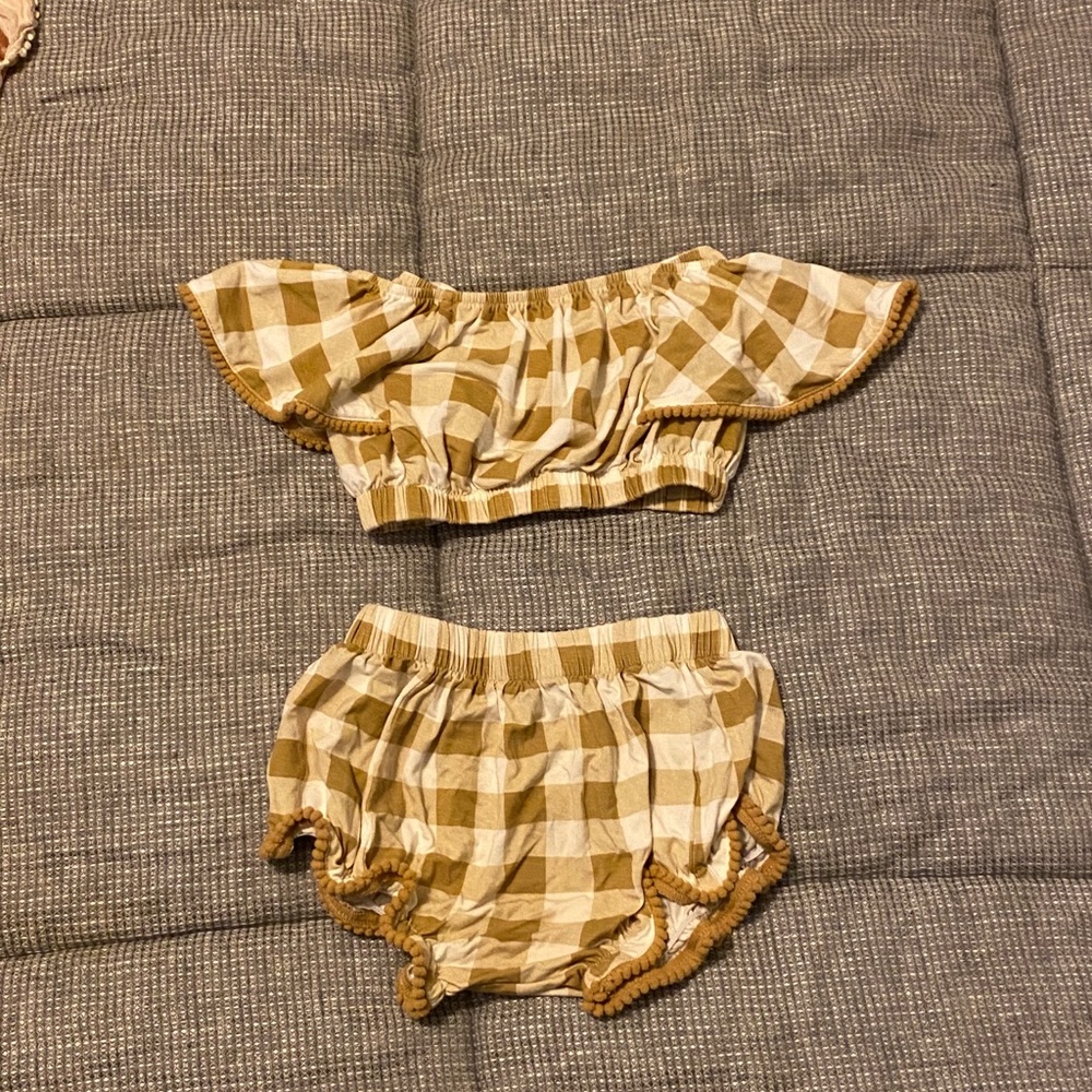 Kate Quinn Matching Set